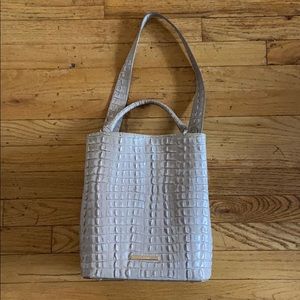Brahmin Amelia in Warm Gray La Scala